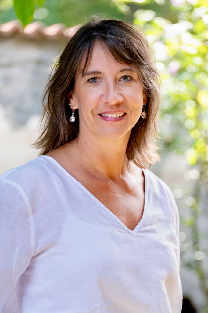 Martina Herrmann erklärt den Ablauf vom Erstkontakt und wie es danach weiter geht.